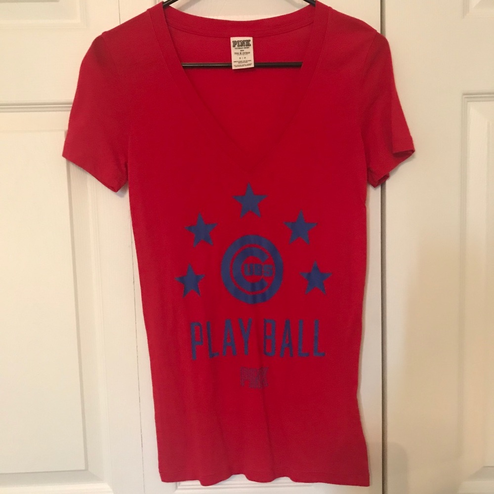 VS PINK Cubs Shirt